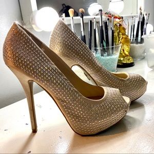 Jessica Lopez heels